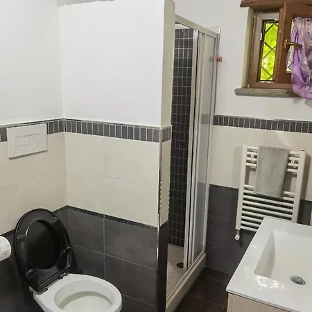 Casa Trecancelli * Неттуно